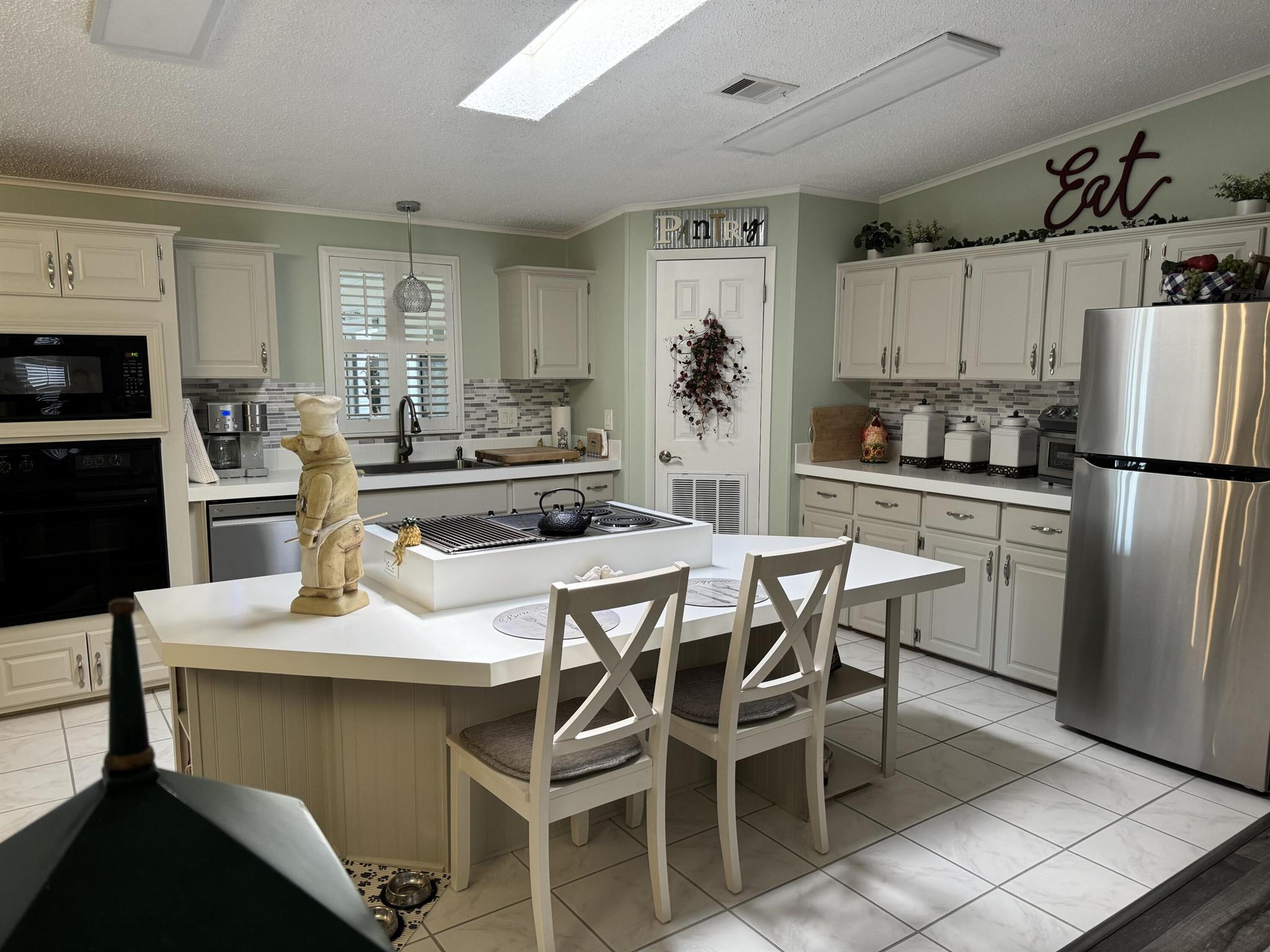 SPANISH LAKES FAIRWAYS - Residential