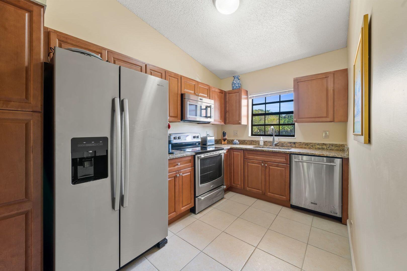 301 Norwood Terrace N230