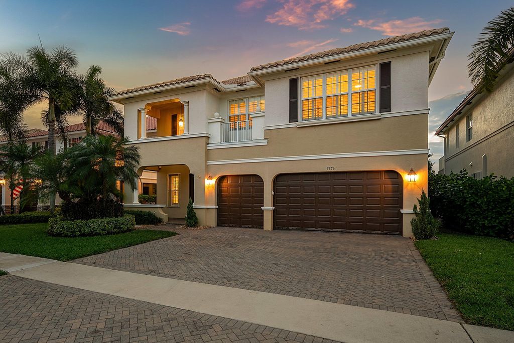 Photo of 9956 Cobblestone Creek Drive, Boynton Beach, FL 33472 (MLS # B26008085)