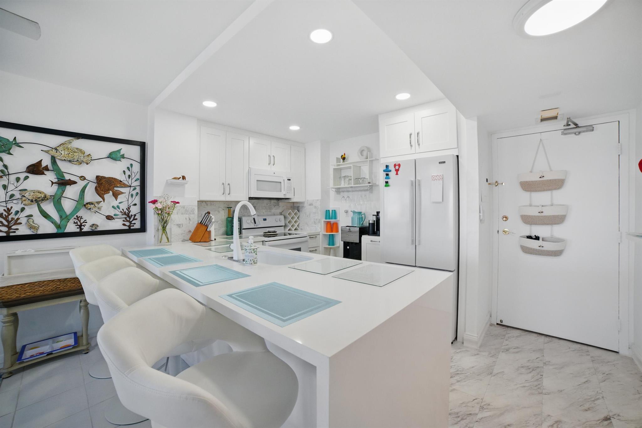 3540 S Ocean Boulevard 714