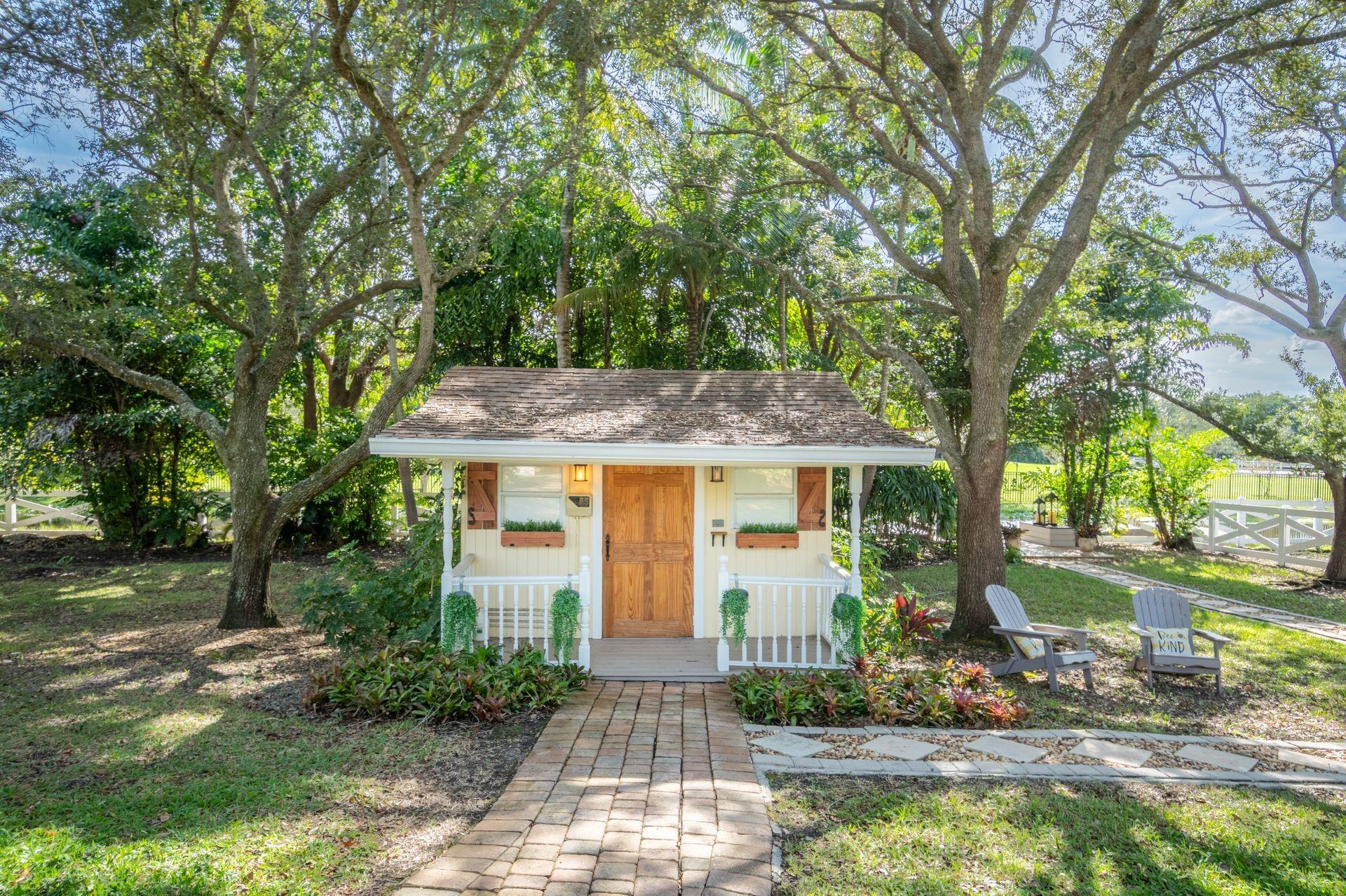 ROLLING OAKS - Residential