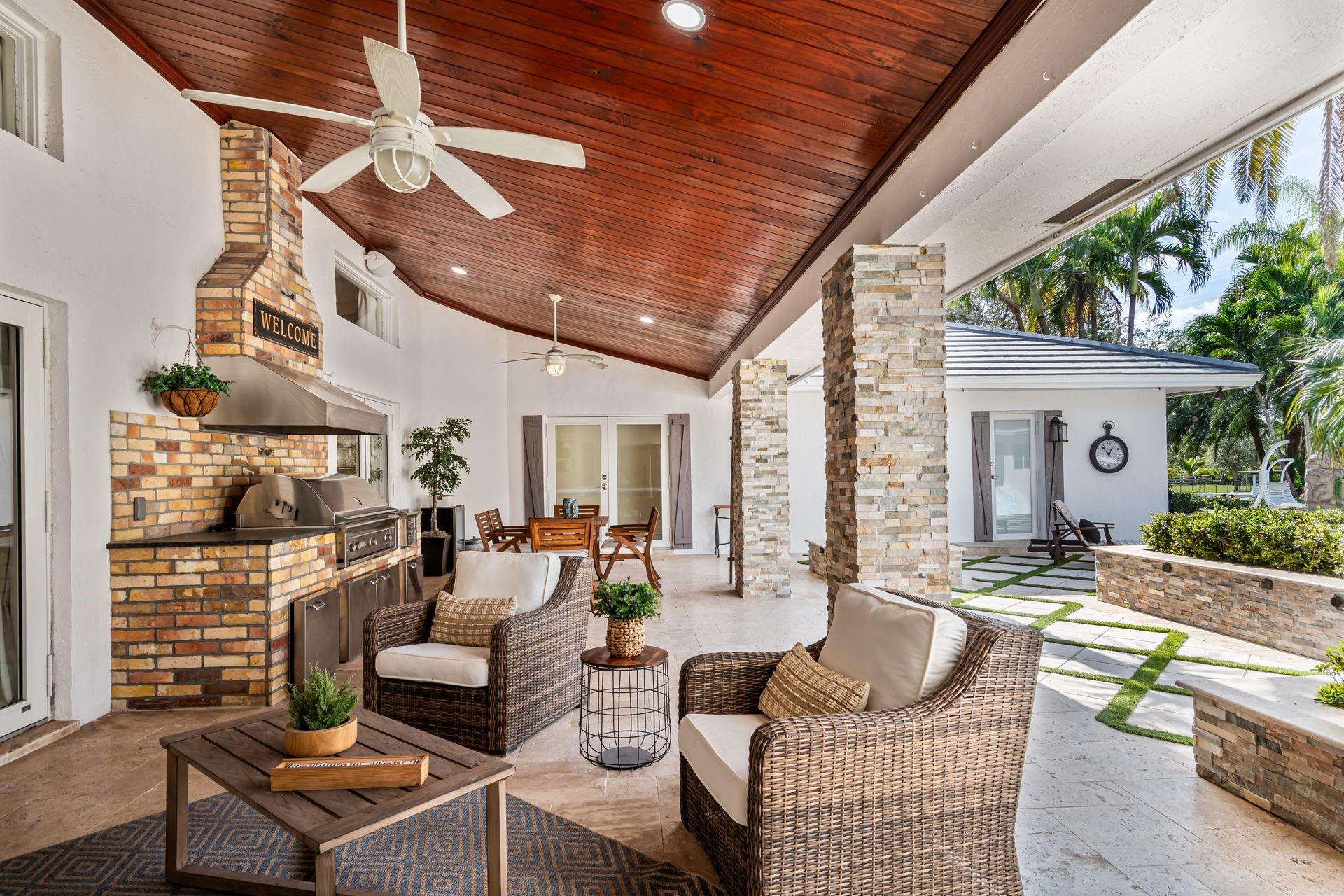 ROLLING OAKS - Residential