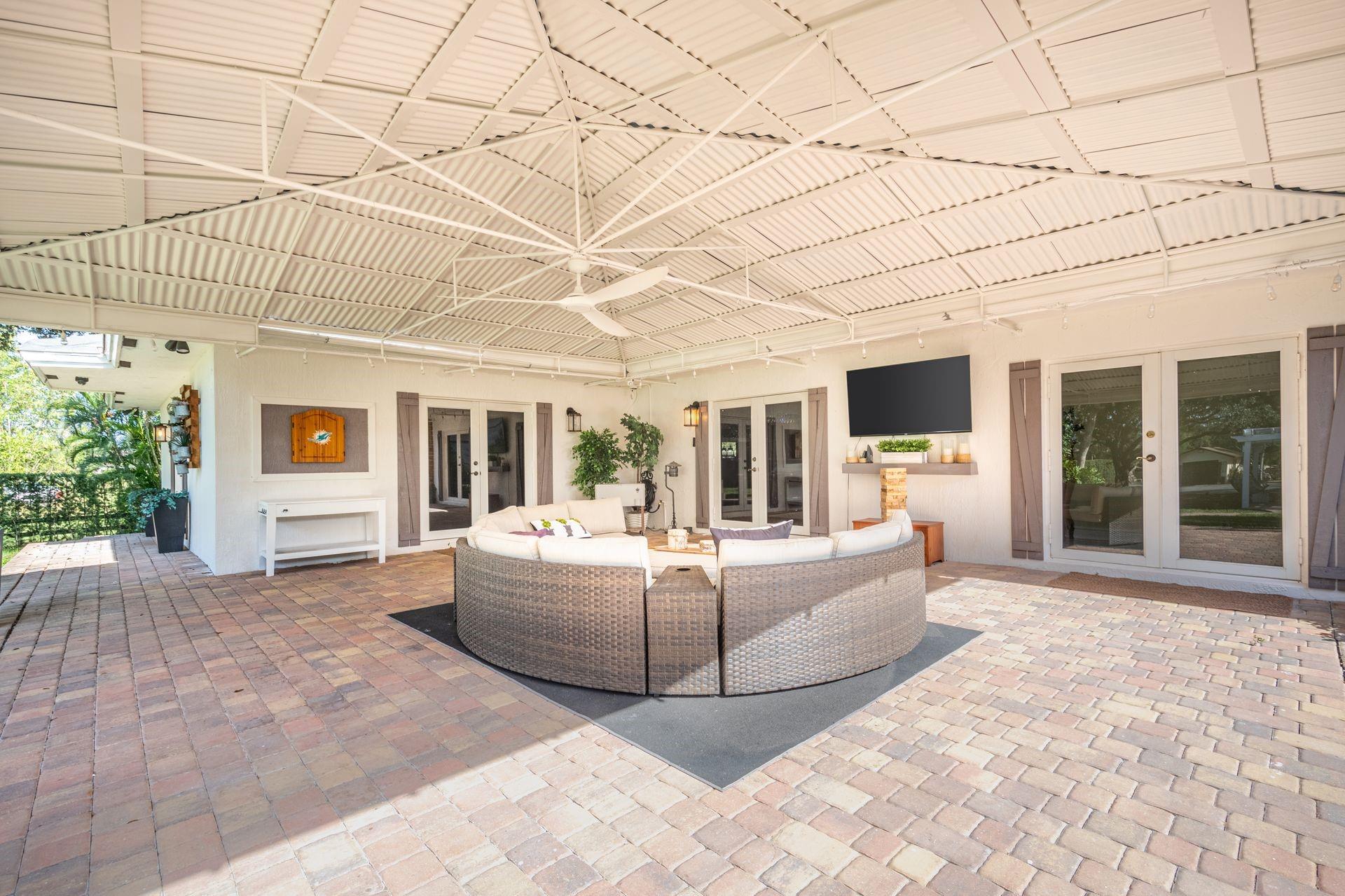 ROLLING OAKS - Residential