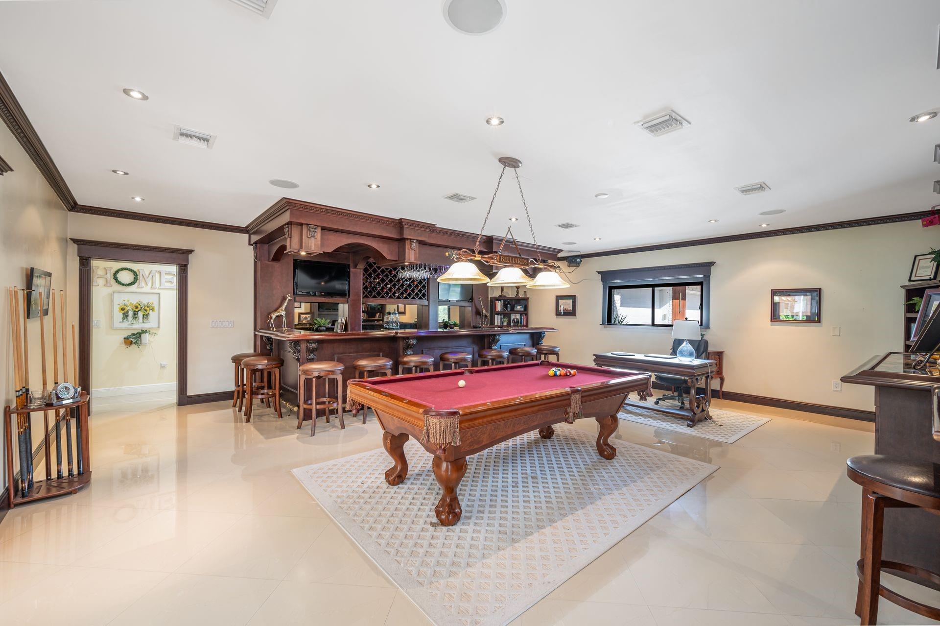 ROLLING OAKS - Residential