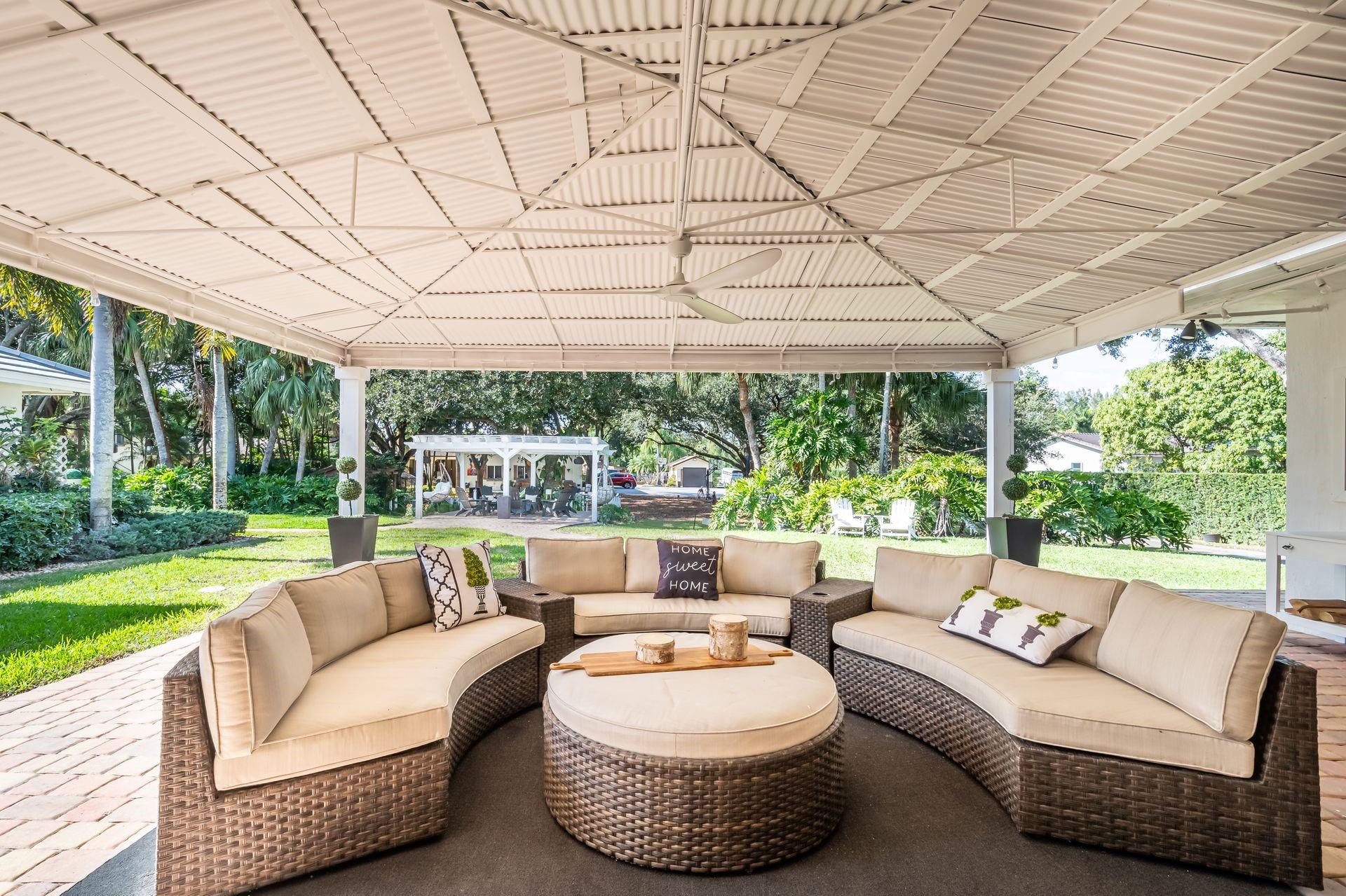 ROLLING OAKS - Residential