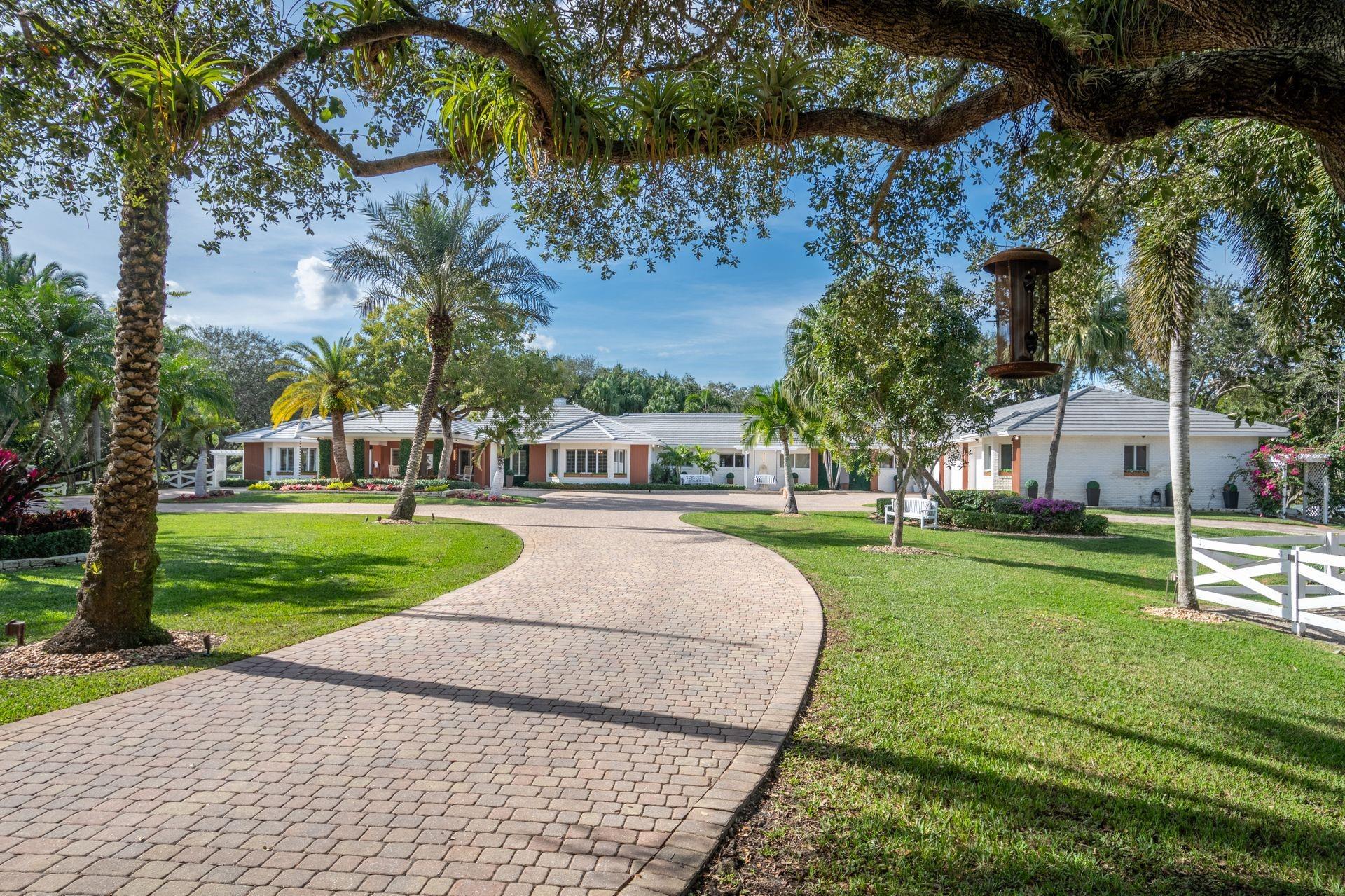 ROLLING OAKS - Residential