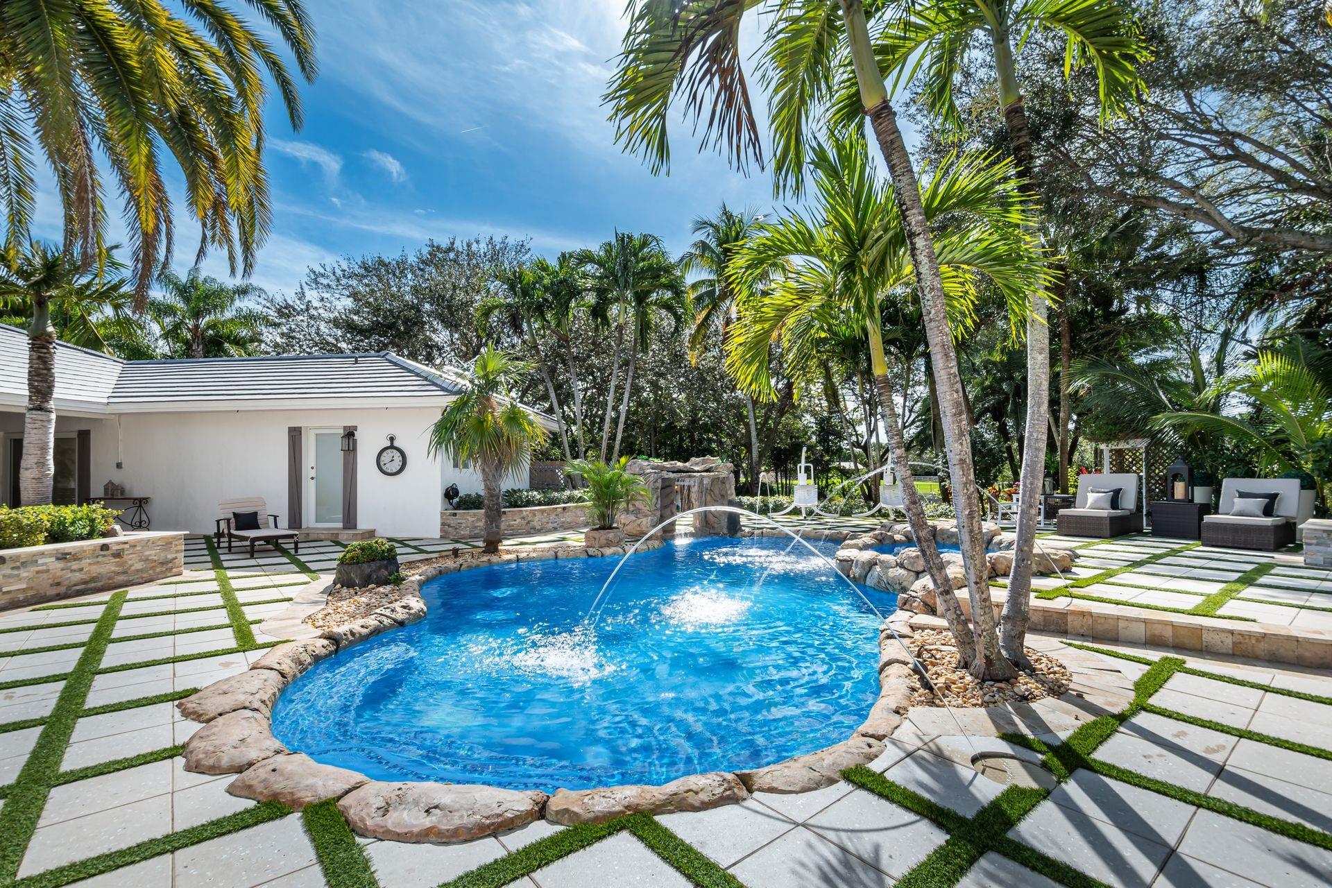 ROLLING OAKS - Residential