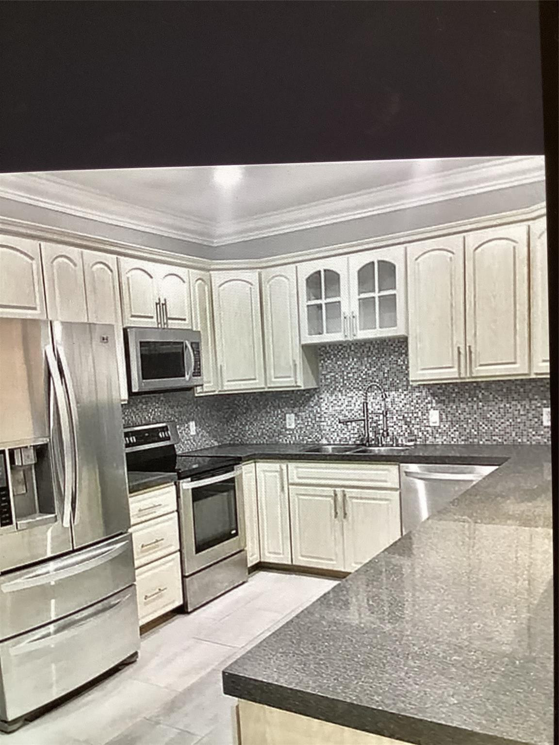 Coral Spgs Village Green - Residential Lease