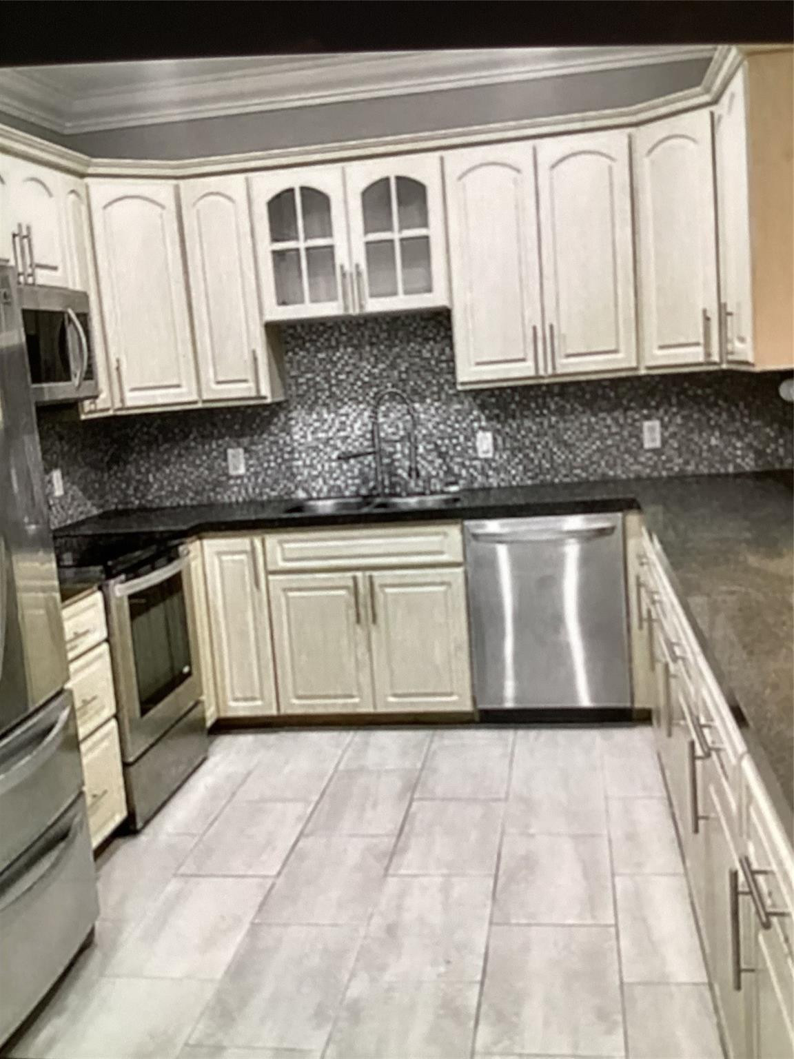 Coral Spgs Village Green - Residential Lease