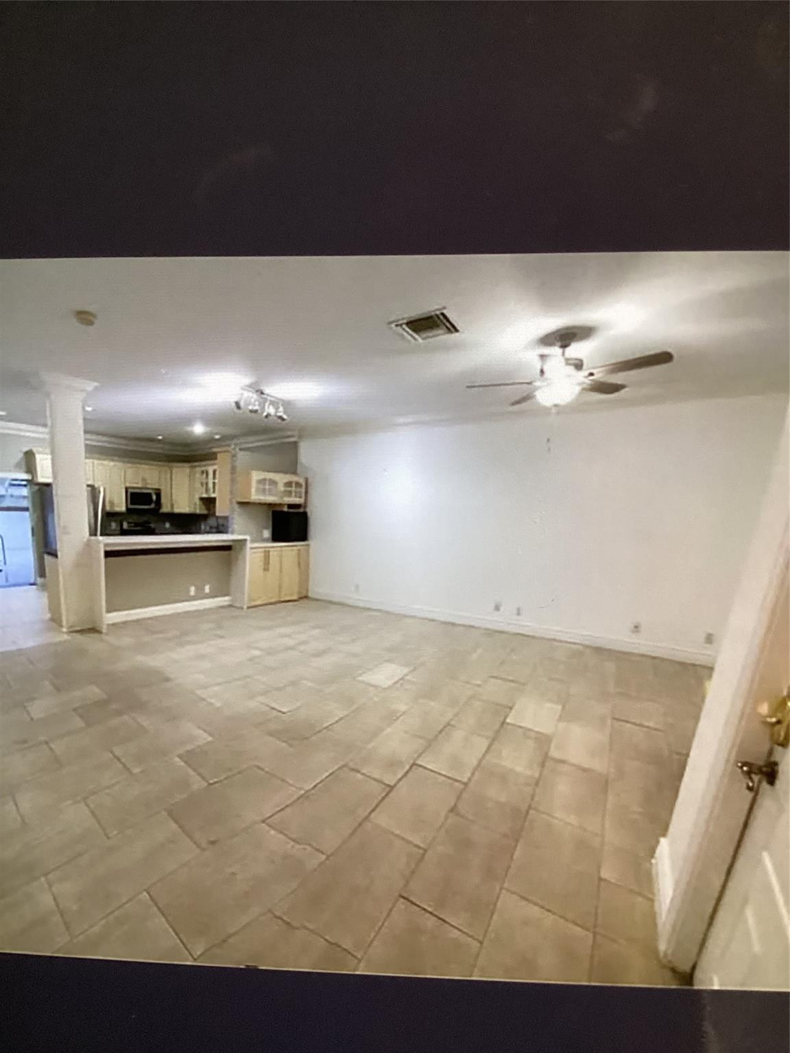 Coral Spgs Village Green - Residential Lease