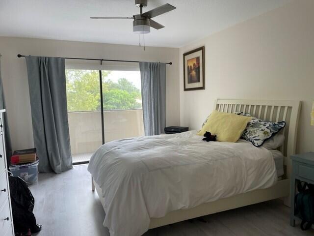 SHORES AT WELLINGTON COND - Residential