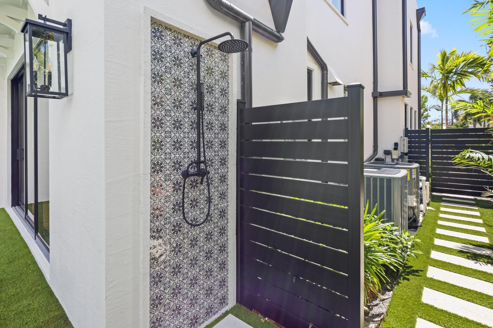 SOUTHLAND PARK - Residential