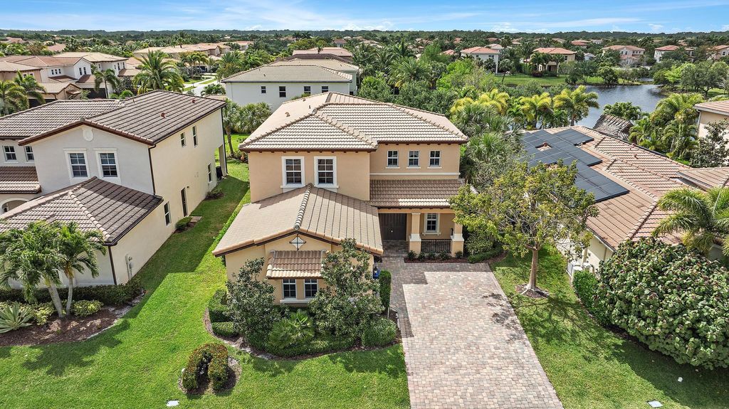 Photo of 168 Rudder Cay Way, Jupiter, FL 33458 (MLS # R11074411)