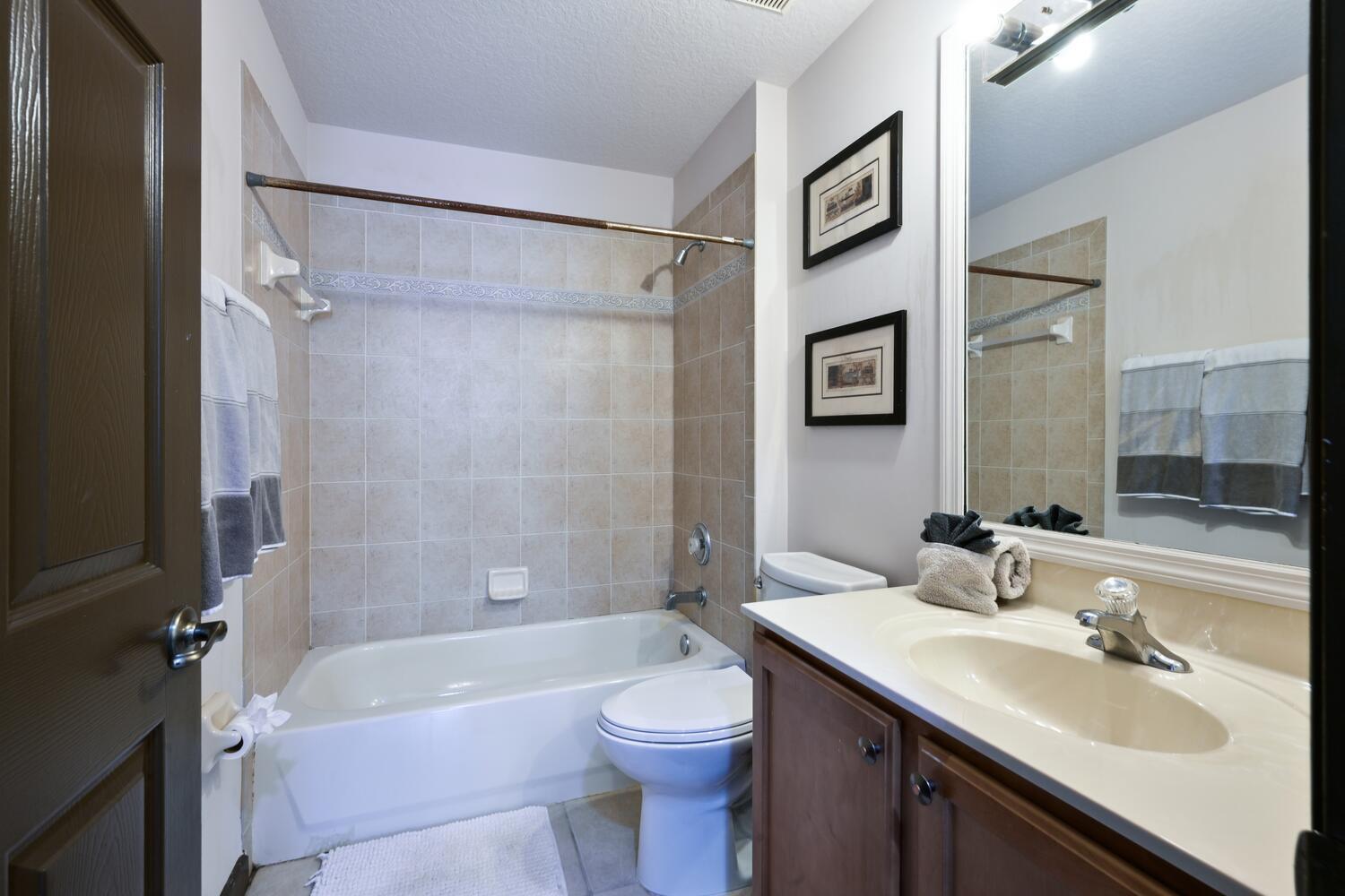 GABLES AT NORTHLAKE 1 - Residential