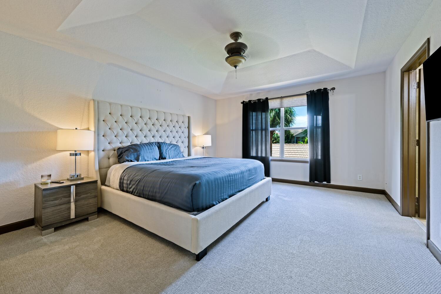 GABLES AT NORTHLAKE 1 - Residential