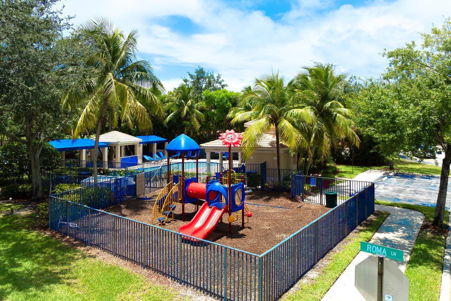 GABLES AT NORTHLAKE 1 - Residential