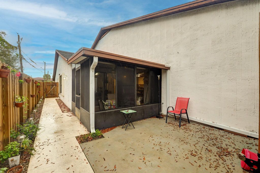 Photo of 2070 Colonial Road #6, Fort Pierce, FL 34950 (MLS # R10949977)