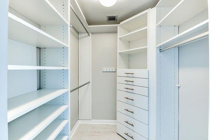 CITY PALMS CONDO - Residential Lease