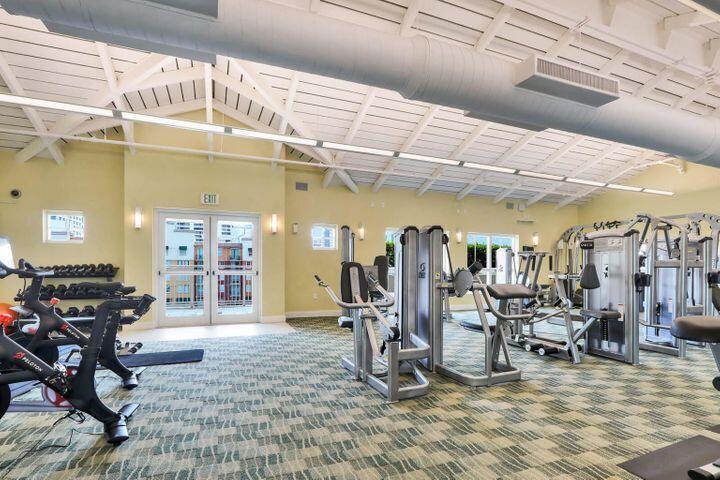 CITY PALMS CONDO - Residential Lease