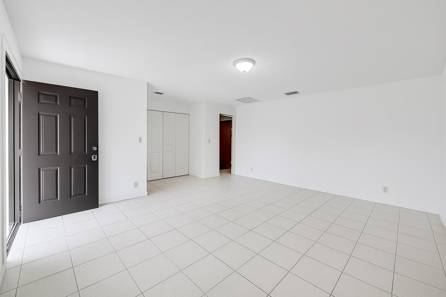 1226 N Haverhill Road 4