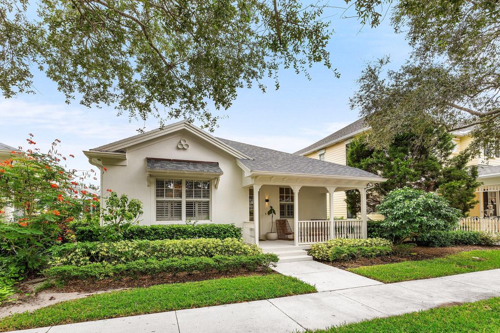 Photo of 219 New Haven Boulevard, Jupiter, FL 33458 (MLS # R11134469)