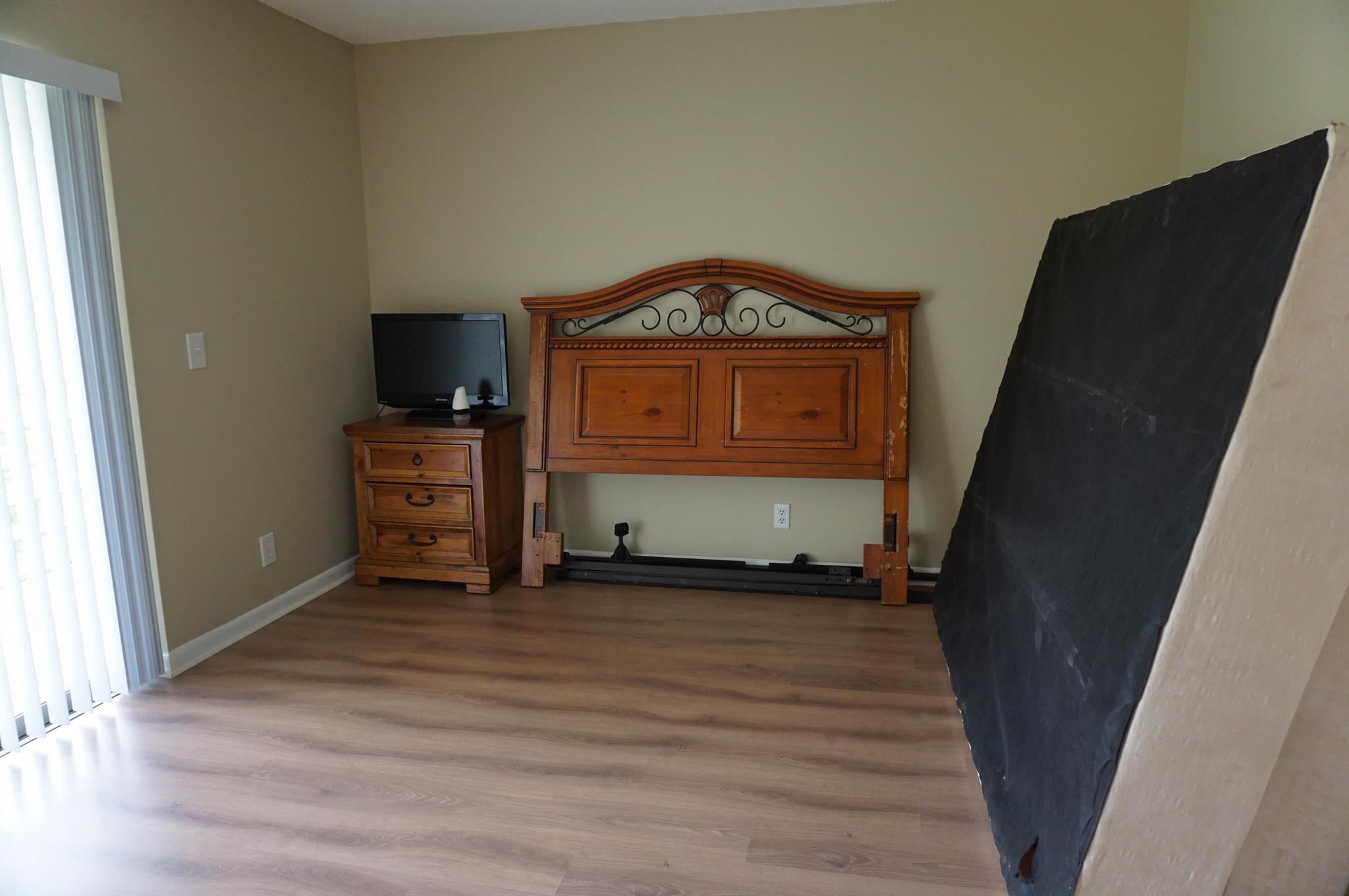 WINDSOR CONDOS - Residential Lease