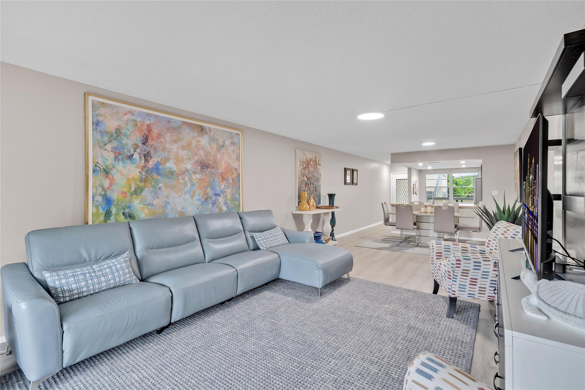 WYNMOOR VILLAGE - Residential