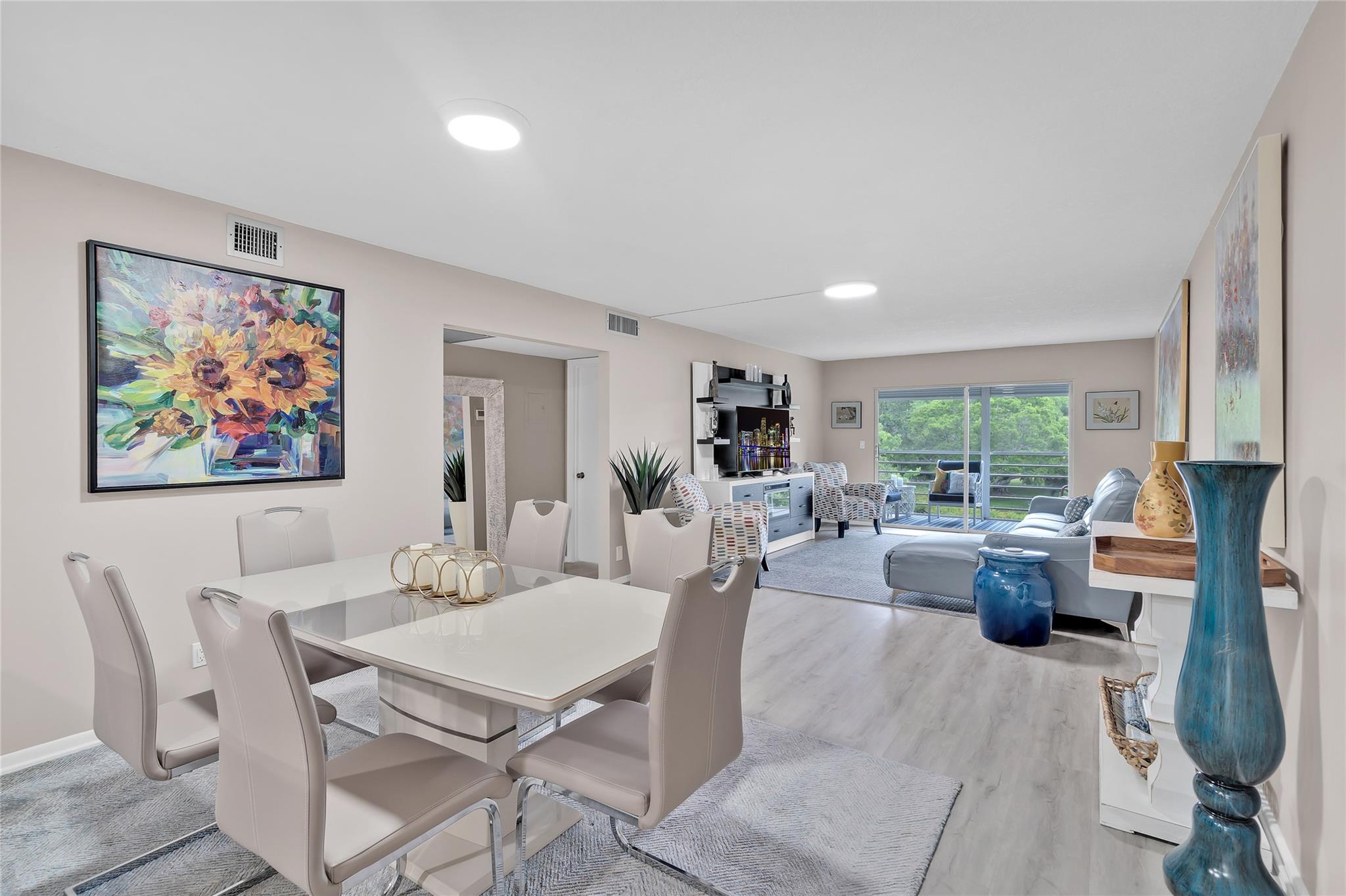 WYNMOOR VILLAGE - Residential