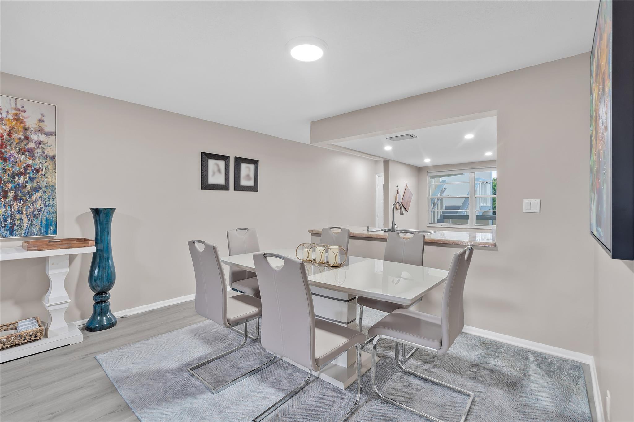 WYNMOOR VILLAGE - Residential