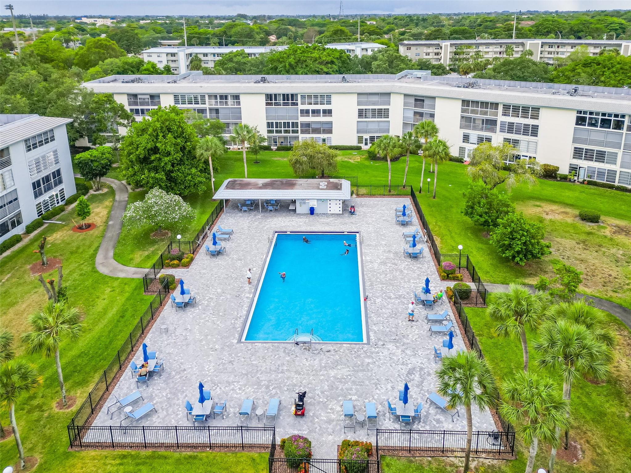 WYNMOOR VILLAGE - Residential