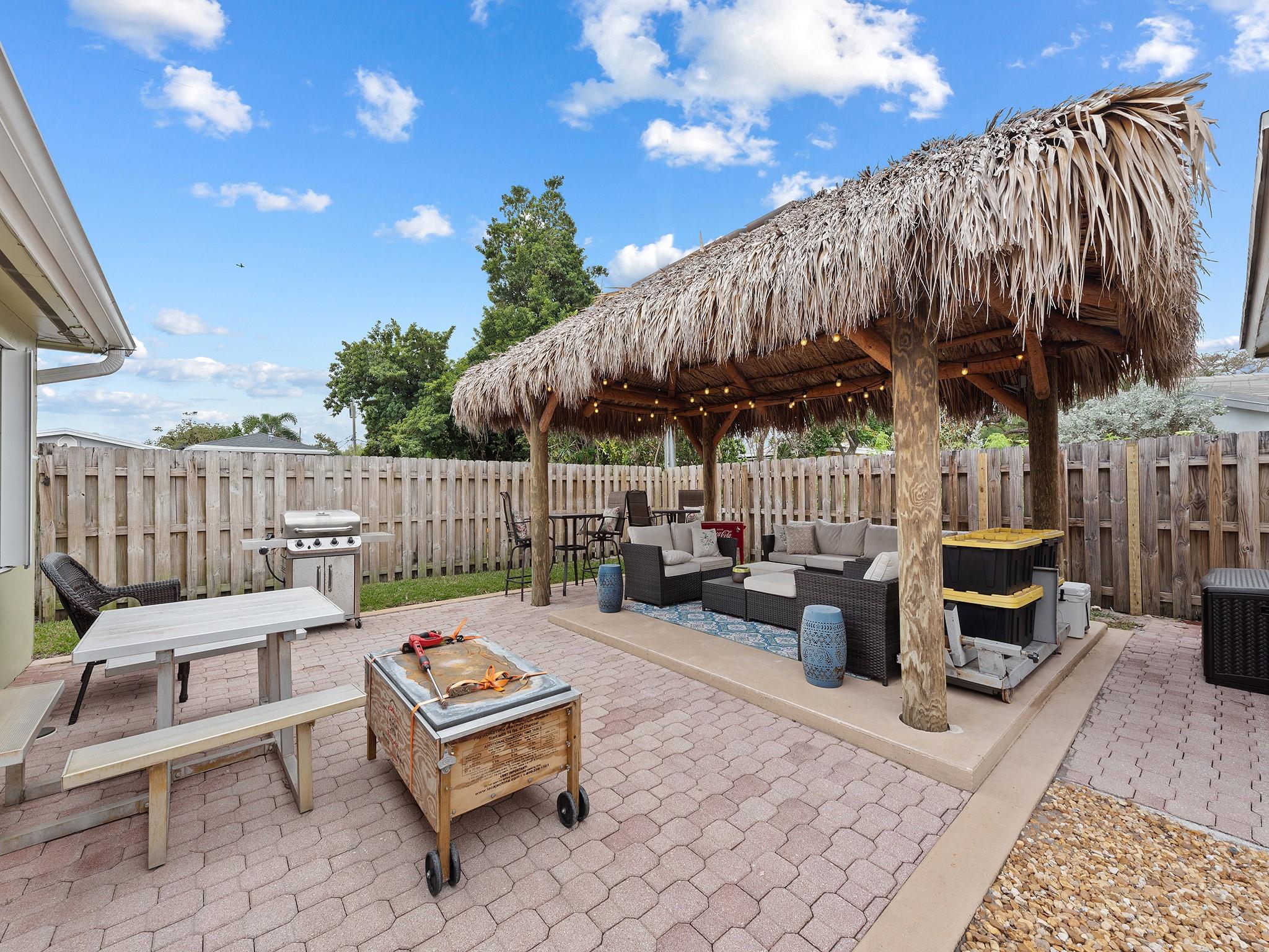 NORTH ANDREWS GARDENS - Residential