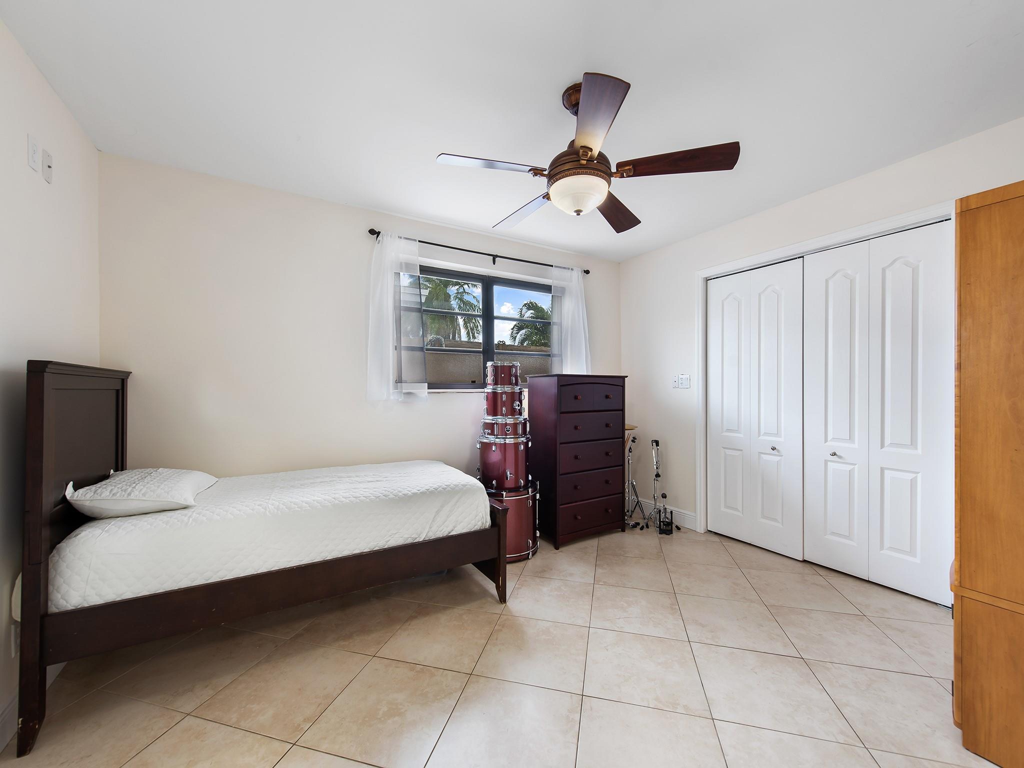 NORTH ANDREWS GARDENS - Residential