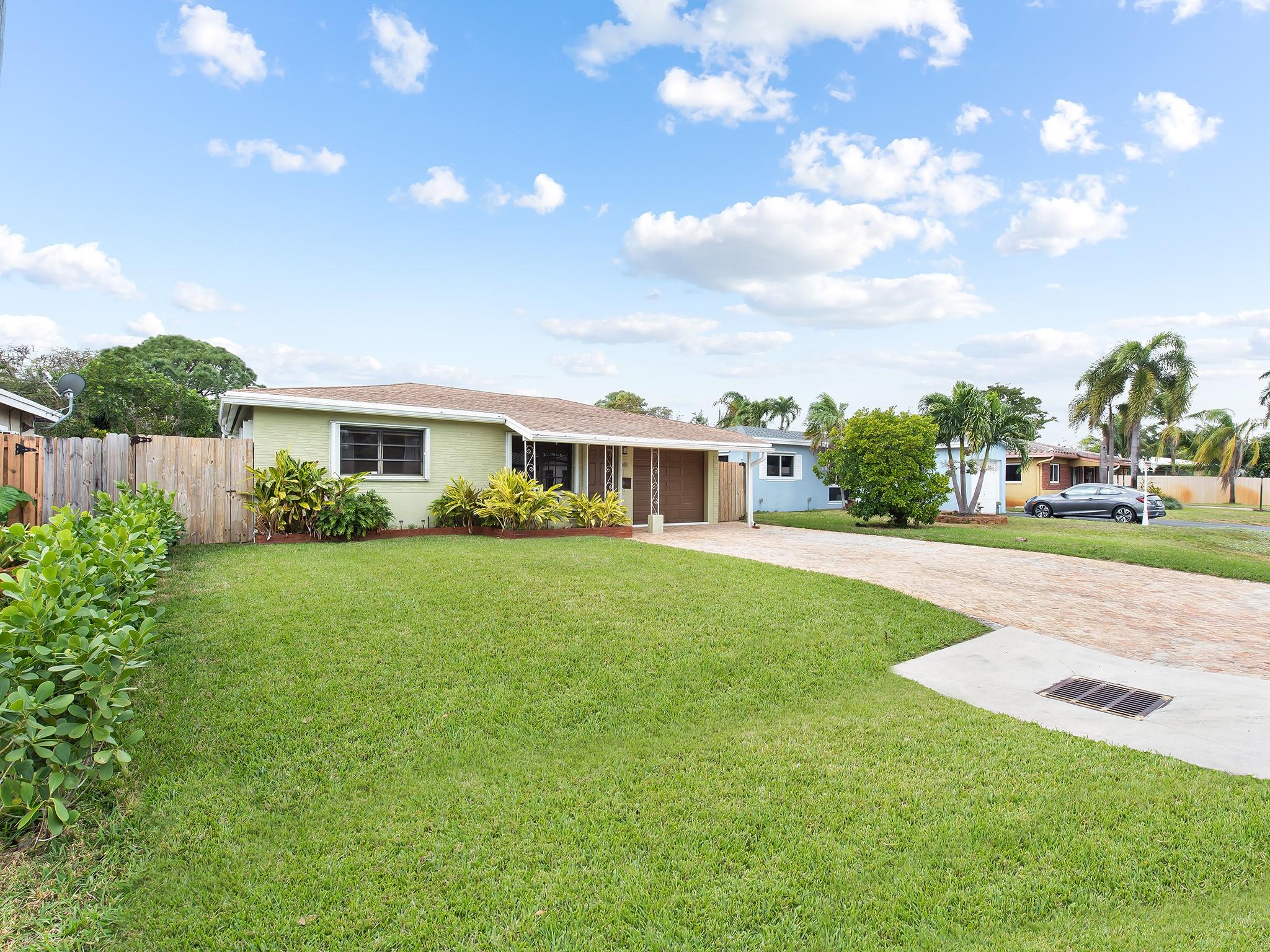 NORTH ANDREWS GARDENS - Residential
