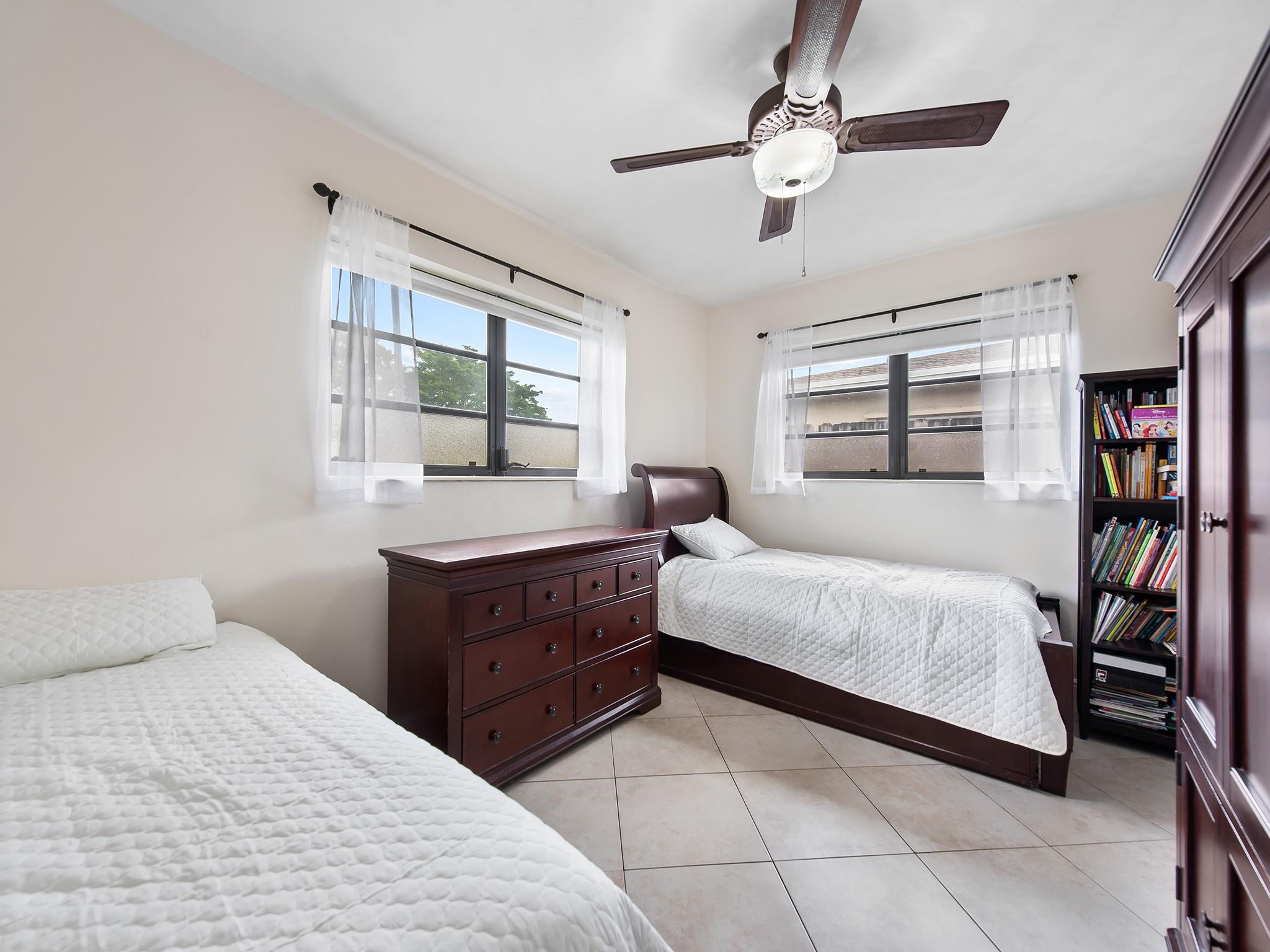 NORTH ANDREWS GARDENS - Residential