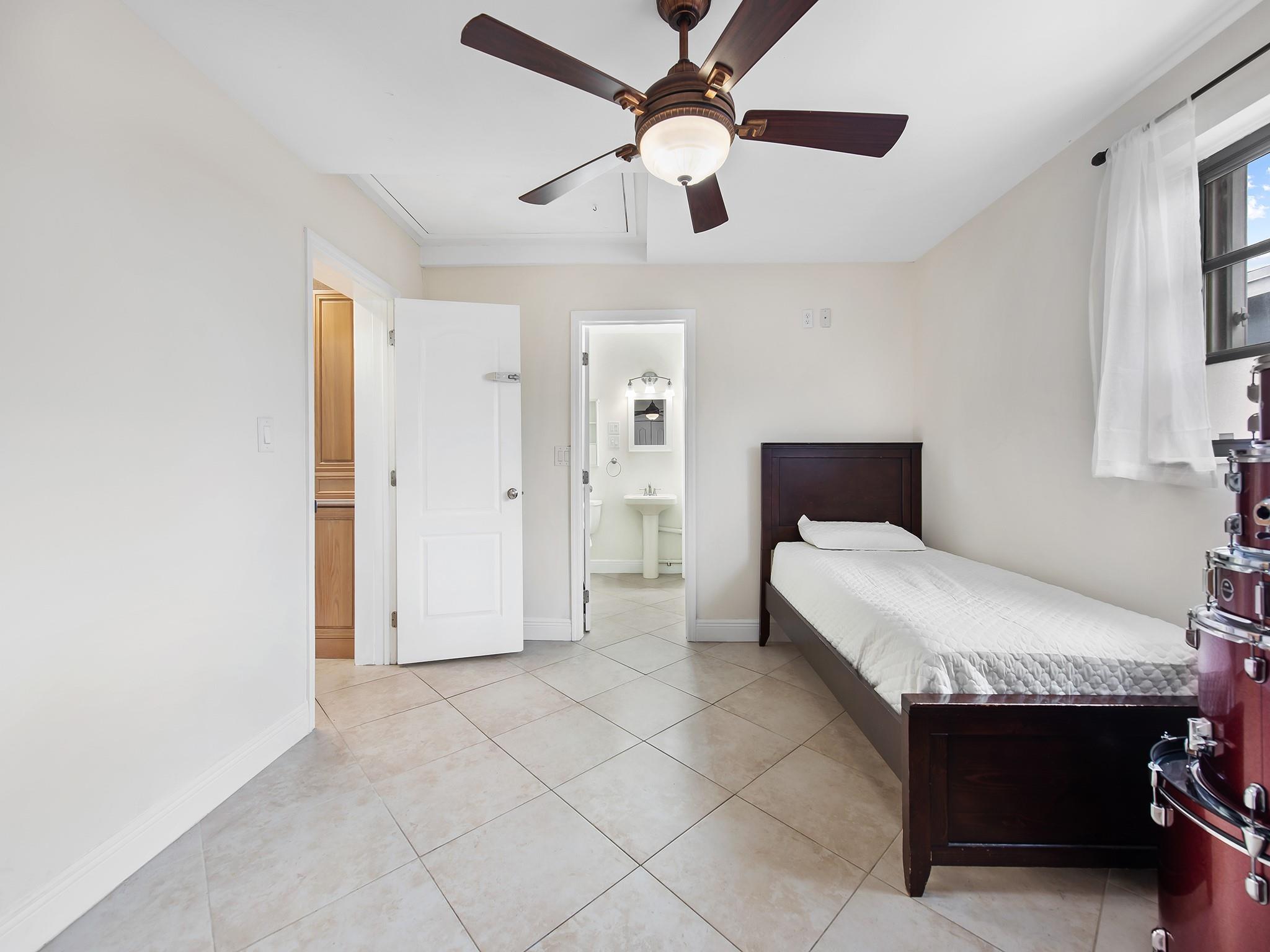 NORTH ANDREWS GARDENS - Residential