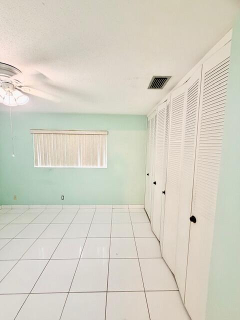 CRESTHAVEN VILLAS 11 COND - Residential