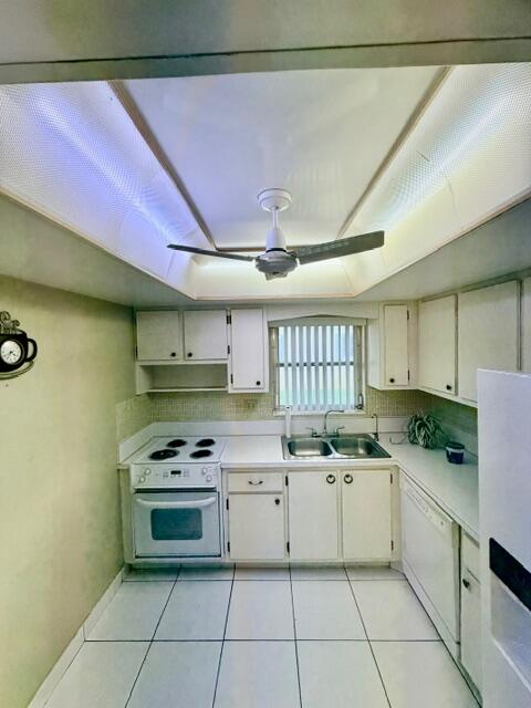 2581 Barkley Drive W H