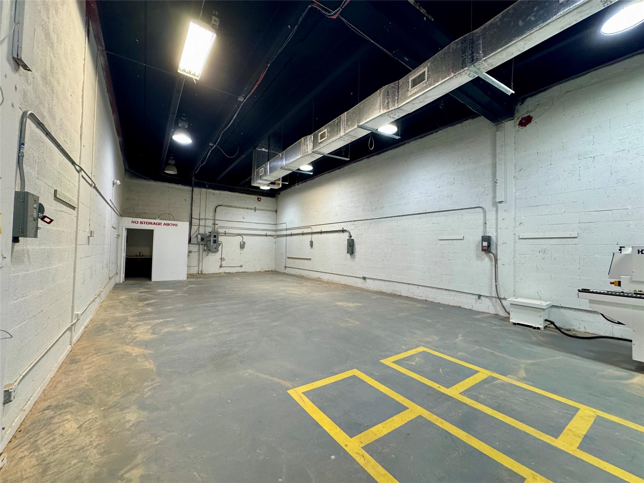 Fully air-conditioned unit with 3-phase power. Located in Central Broward County. This is one unit spread over 357,000 SF and 20 20-acre property. This is a professionally managed facility with onsite maintenance and property management. You have the ability to scale your business over time and grow into larger spaces.