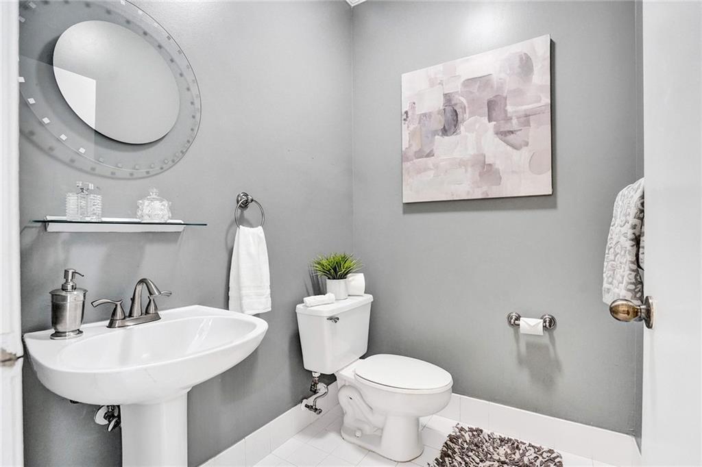 HARBOUR SPRINGS AT MISSIO - Residential