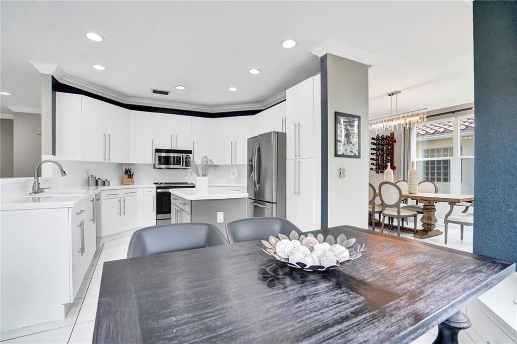 HARBOUR SPRINGS AT MISSIO - Residential