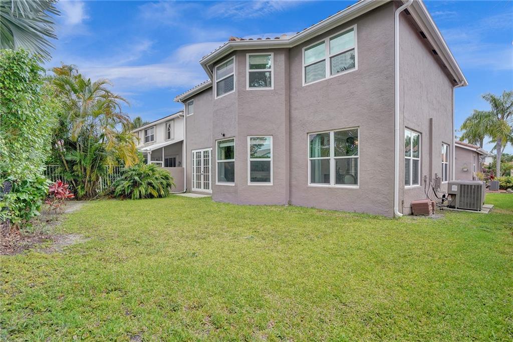 HARBOUR SPRINGS AT MISSIO - Residential