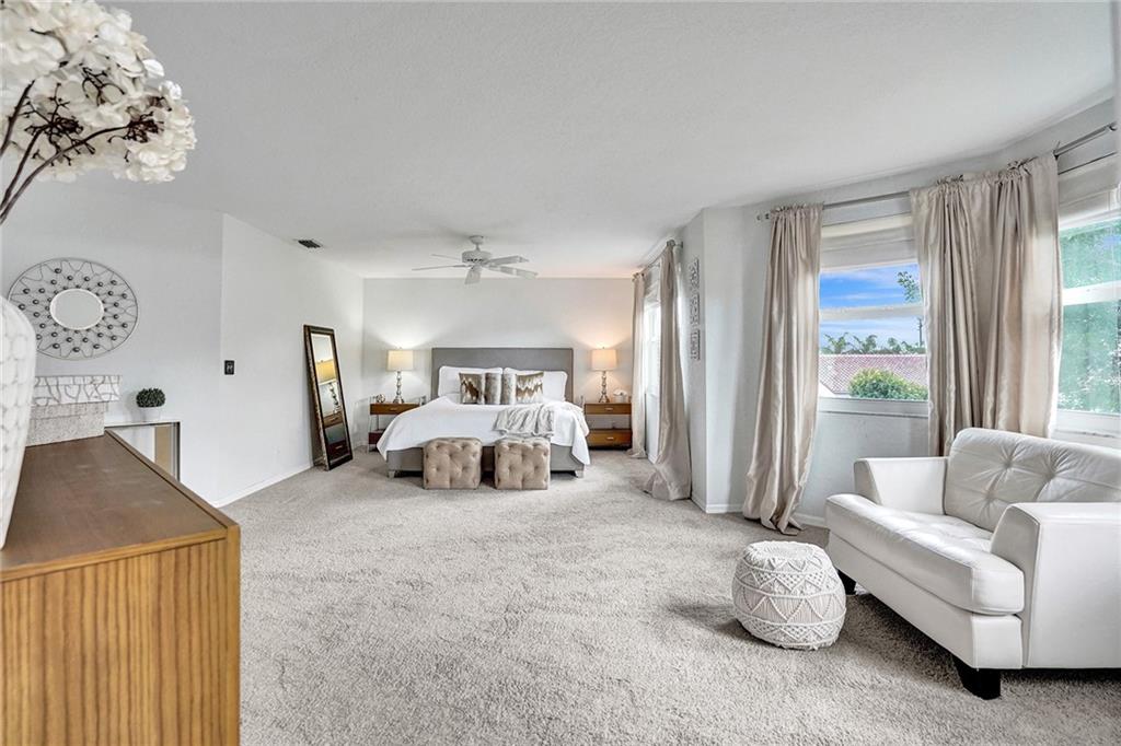 HARBOUR SPRINGS AT MISSIO - Residential