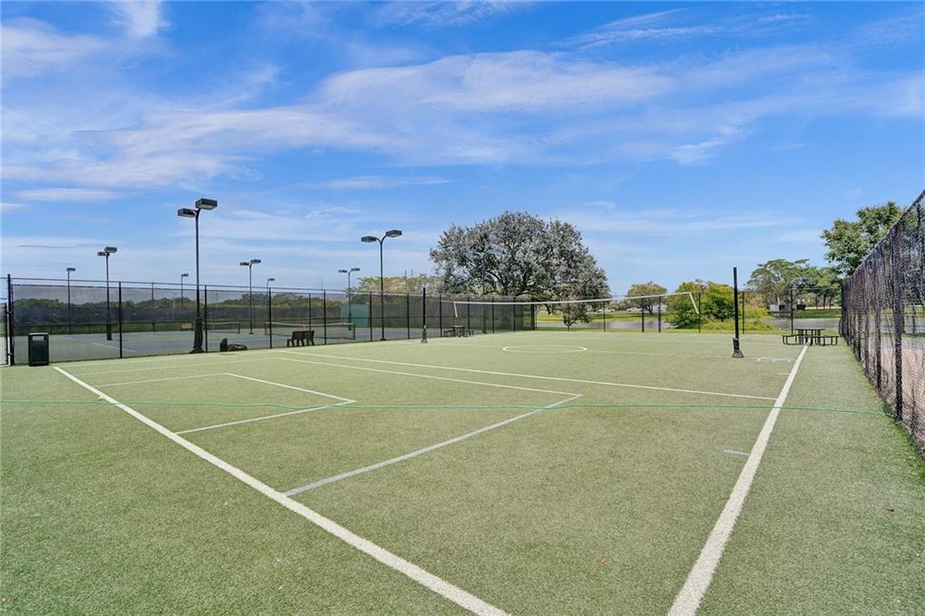 HARBOUR SPRINGS AT MISSIO - Residential