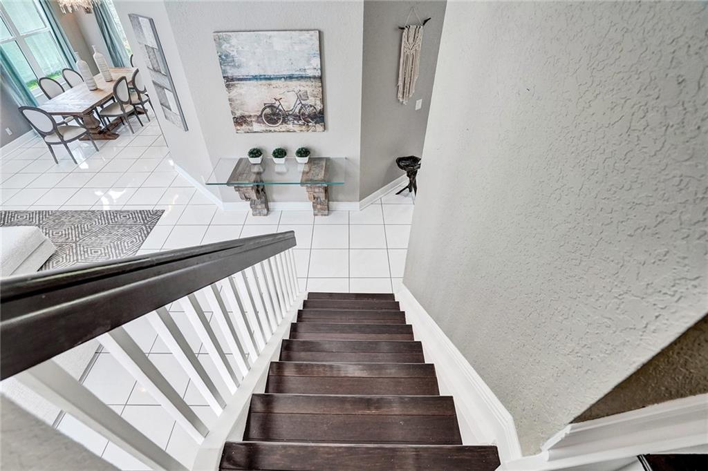 HARBOUR SPRINGS AT MISSIO - Residential