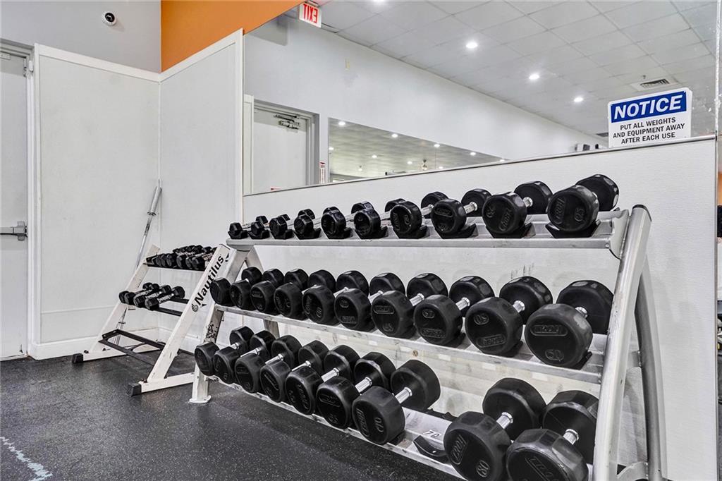 HARBOUR SPRINGS AT MISSIO - Residential