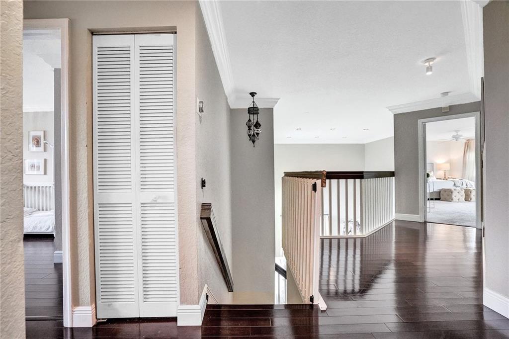 HARBOUR SPRINGS AT MISSIO - Residential