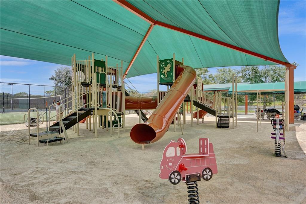 HARBOUR SPRINGS AT MISSIO - Residential