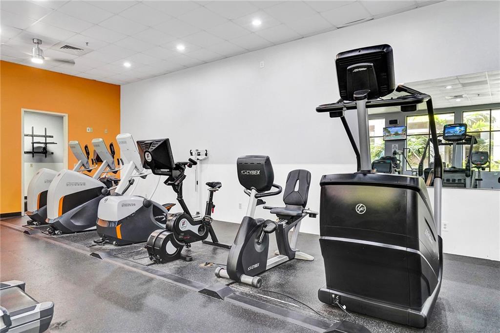 HARBOUR SPRINGS AT MISSIO - Residential