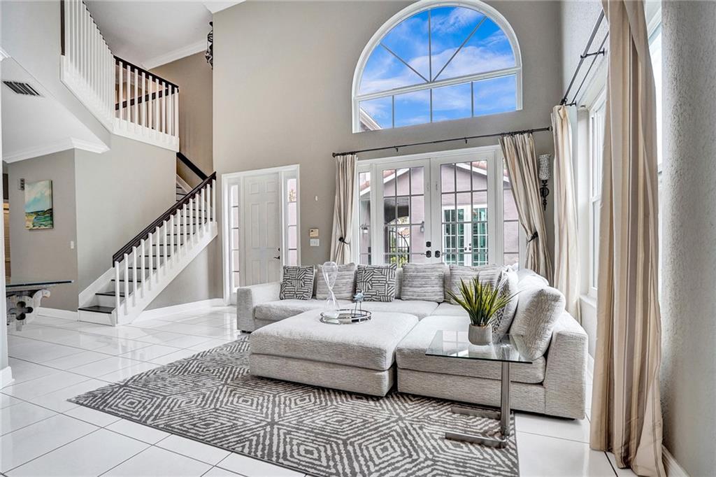 HARBOUR SPRINGS AT MISSIO - Residential