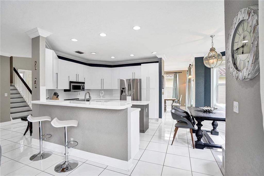 HARBOUR SPRINGS AT MISSIO - Residential